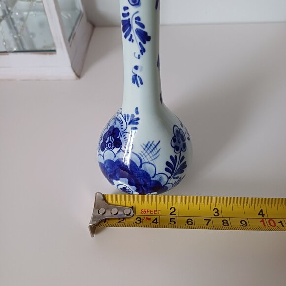 Handpainted Delft Floral Blue and White Tall Bud Vase 638 - Picture 12 of 12